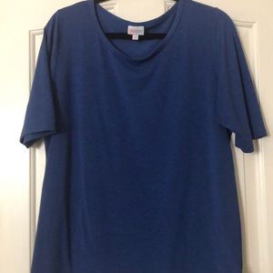 LuLaRoe GiGi top